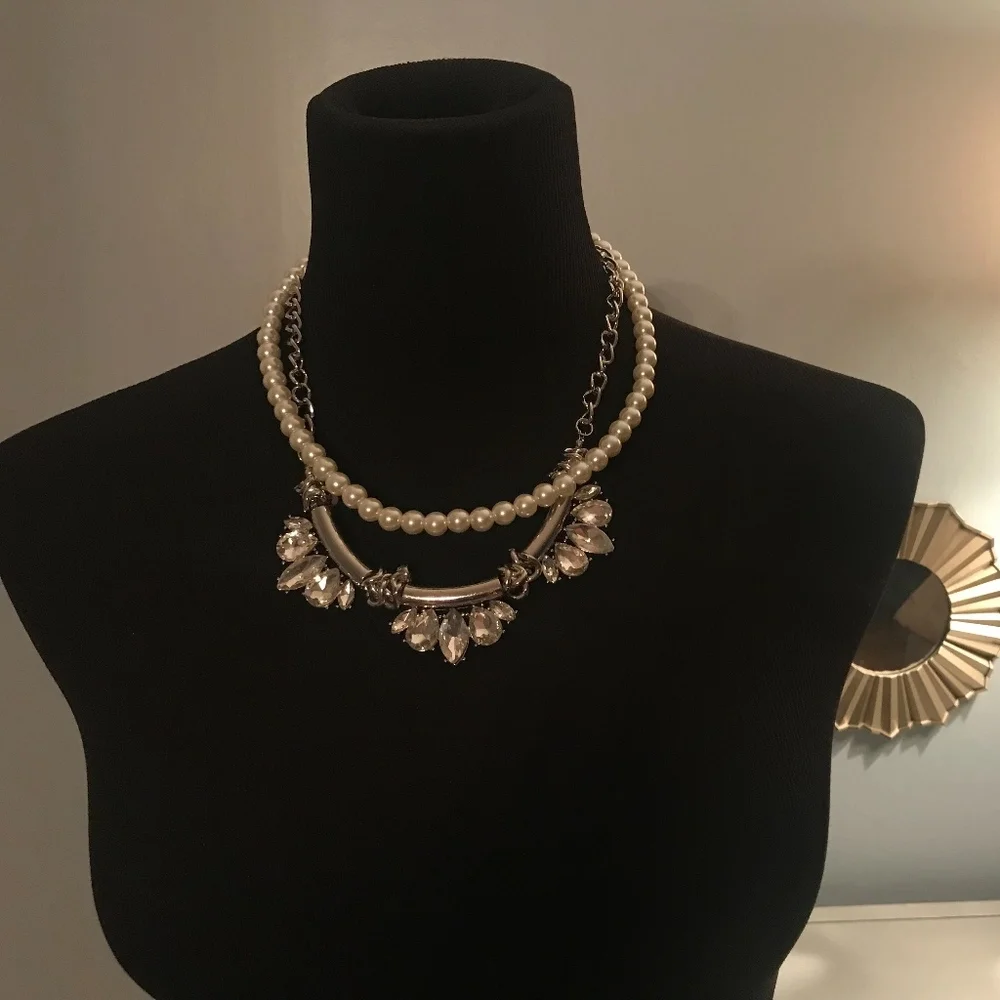Nwt Women's Faux Pearl Crystal Necklace Earrings Statement Set